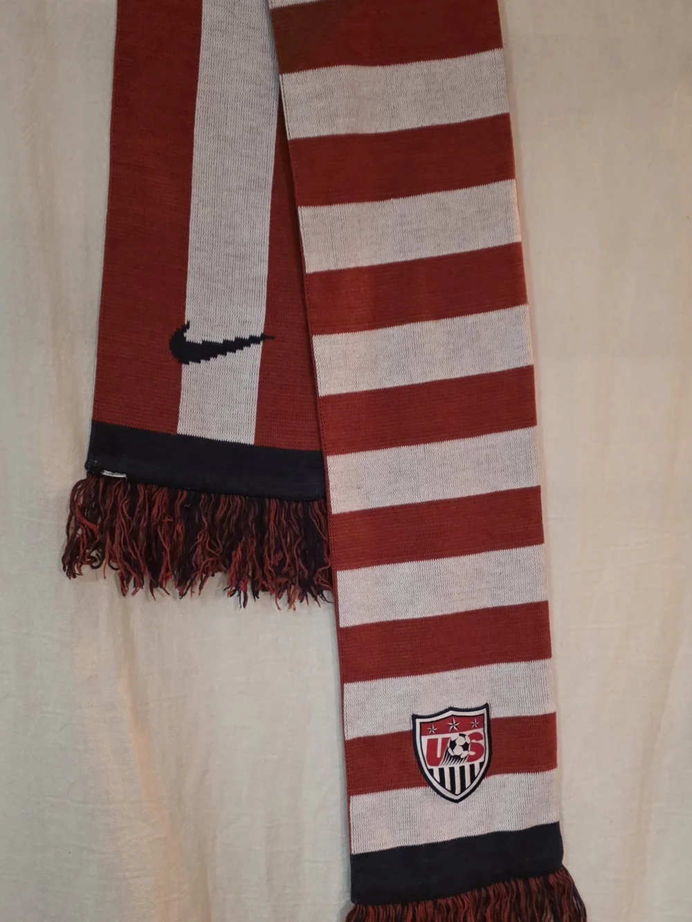USA Soccer Scarf with Nike Logo - Red, White, Navy FIFA 55